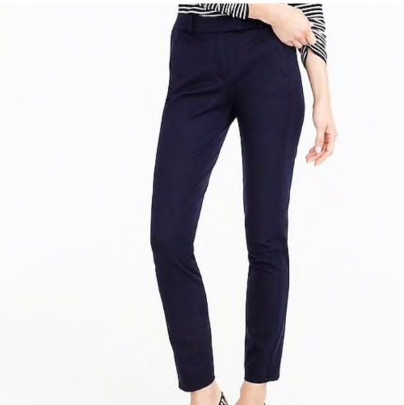 J. Crew Pants - J. Crew Maddie navy straight-leg pants (size 6)